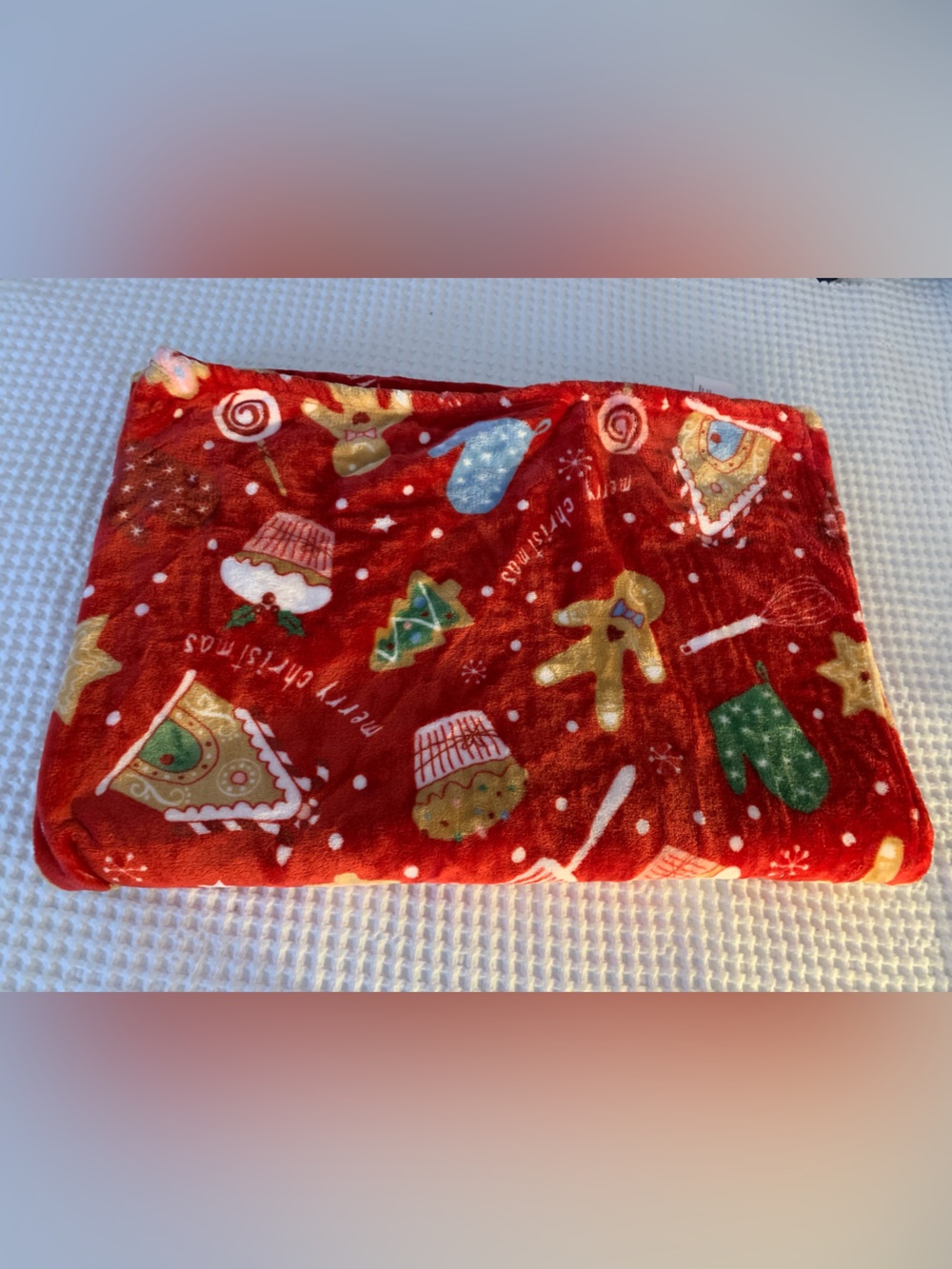 Holiday Red Plush Throw Blanket with Festive Gingerbread Print